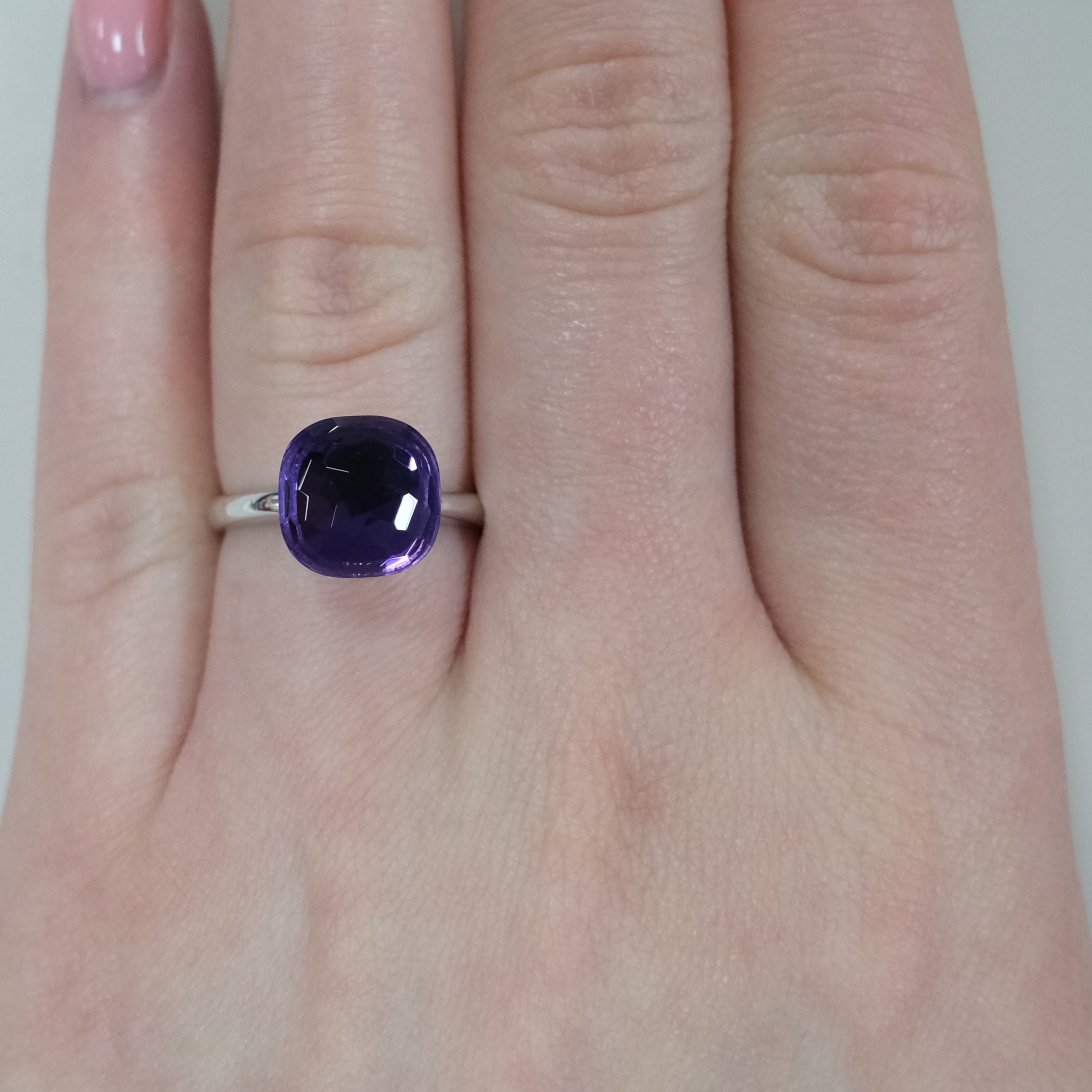 Серебряное кольцо с аметистом